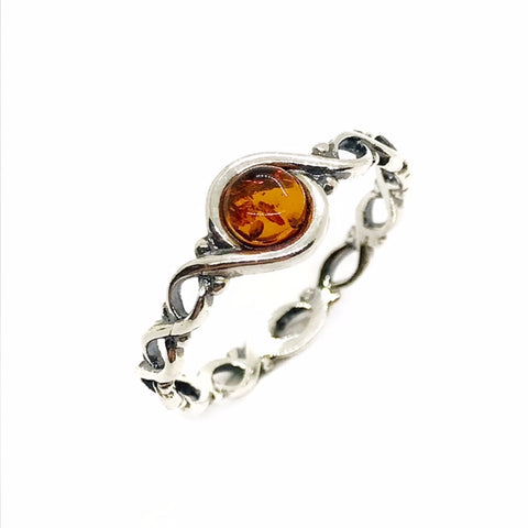 AM0206 - Amber Ring